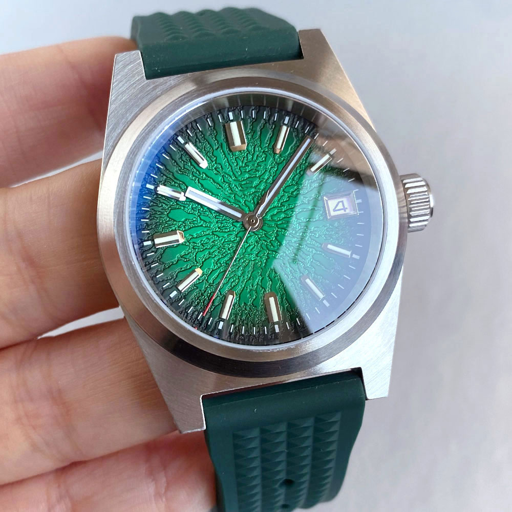 신제품 38mm 기계식 시계 남성용 그린 필드 200m - Rubber Strap Diver 리뷰 및 가격