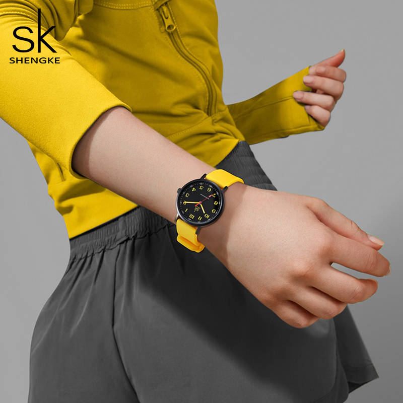 SHENGKE 여성 패션 실리콘 스트랩 시계 여성을위한 - Silicone Band Women 리뷰 및 가격
